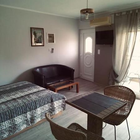 Minimal & Cozy Στουντιο Με Δωρεαν Χωρο Σταθμευσησ Kavala Exteriör bild